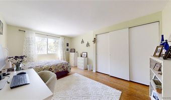 293 Burroughs Dr, Amherst, NY 14226