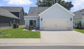 121 Grande View Dr, Biloxi, MS 39531