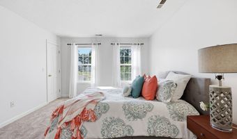 46 Dundee Dr, Cheshire, CT 06410