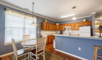 103 Minuteman Cir, Allentown, NJ 08501