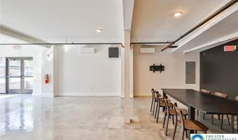 207 N Front St Office, Allentown, PA 18102