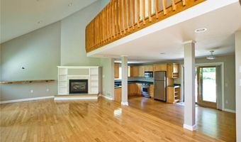 23 Fesser Ave, Bristol, RI 02809