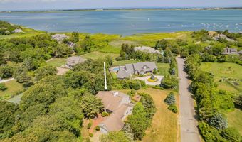 93 Harris Meadow Ln, Barnstable, MA 02630