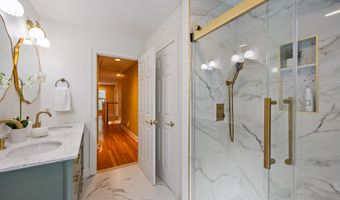 2 Ellsworth Pl, Avon, CT 06001