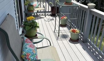 11 College Hill Rd 5A, Warwick, RI 02886