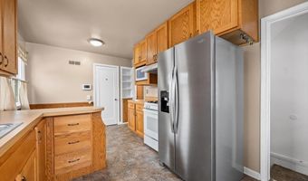 1020 Perkins St, Belle Fourche, SD 57717