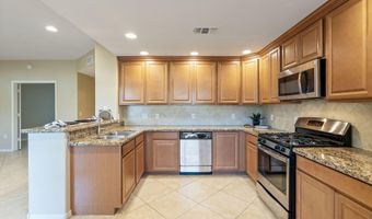 33575 N DOVE LAKES Dr 1023, Cave Creek, AZ 85331