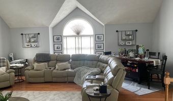 6 Myers Ln, Billerica, MA 01862