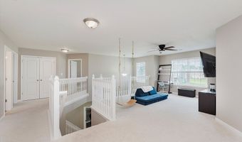 1715 Foudray Cir S, Avon, IN 46123