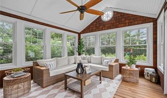 130 Plain Rd, North Kingstown, RI 02852