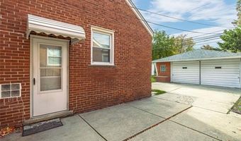 8928 Becker Ave, Allen Park, MI 48101