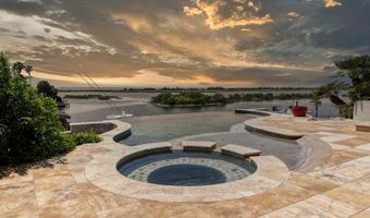755 S Bay, Aransas Pass, TX 78336