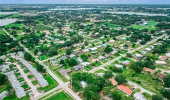 312 S Lotela Ave, Avon Park, FL 33825