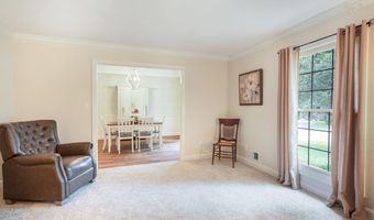 306 Edgewood Dr, Bardstown, KY 40004