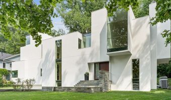 7405 HELMSDALE Rd, Bethesda, MD 20817