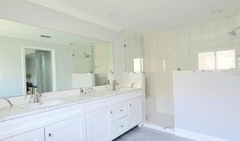 1415 BEACH CLUB Ln, Apollo Beach, FL 33572