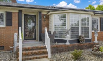 208 Kenneth Dr, Boiling Springs, SC 29316