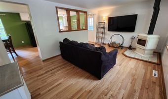 9 Theocritus Cir, Albrightsville, PA 18210