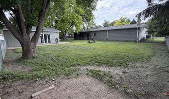 401 4th St, Bath, SD 57427
