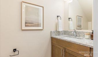 1439 N Bluffs Ridge Ln, Boise, ID 83704