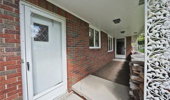 1534 Sandridge Rd, Alden, NY 14004