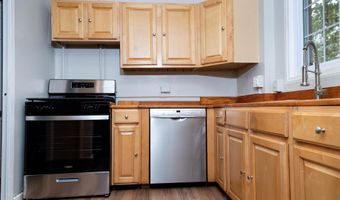 3117 RAVENSWORTH Pl, Alexandria, VA 22302