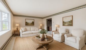 6 El Toro Dr, Bristol, CT 06010