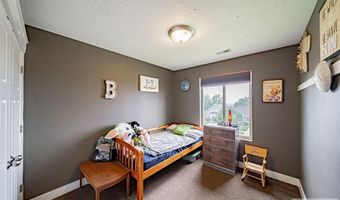 3060 S Chartwell Gdns, Ammon, ID 83406