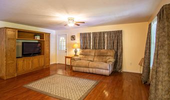 800 Pond Lick Rd, Annville, KY 40402