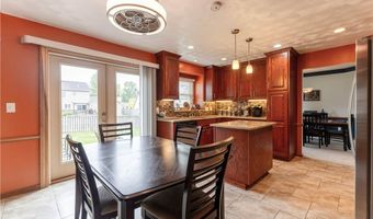6471 Ridgeview Ave, Austintown, OH 44515