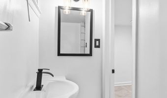 2420 I St NW, Washington, DC 20037