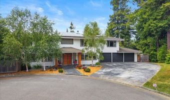 1346 Diamond Dr, Arcata, CA 95521