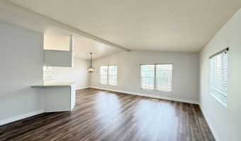 4 Magnolia Via, Anaheim, CA 92832