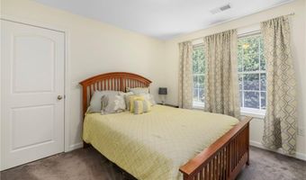 78 Ginger Trl, Coventry, RI 02816