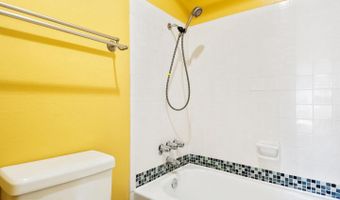 60 S VAN DORN St 507, Alexandria, VA 22304