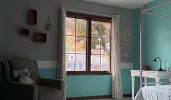 263 Queensway Dr, Avon, IN 46123