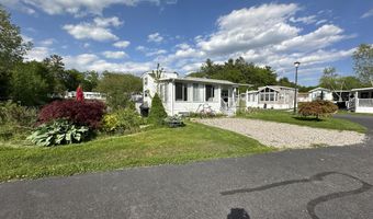 54 Bypass Rd, Wells, ME 04090