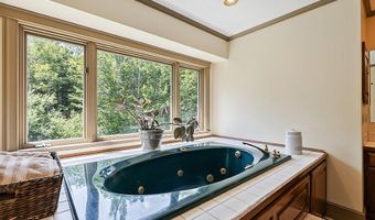114 Loon Call Dr, Belgrade, ME 04917
