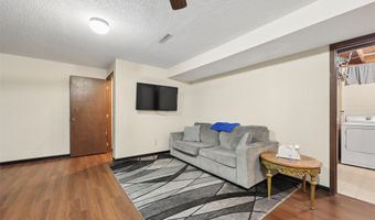 636 Garden Rd, Ames, IA 50010