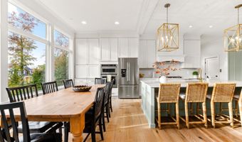 90 E LAKE Dr, Annapolis, MD 21403