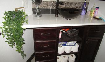 27 W Compress Rd, Artesia, NM 88210