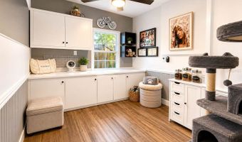 1050 Blackwood St, Altamonte Springs, FL 32701