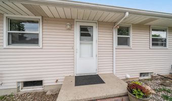 1500 E LINDBERGH St, Appleton, WI 54911