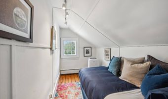 84 Indian Wells Hwy, Amagansett, NY 11930