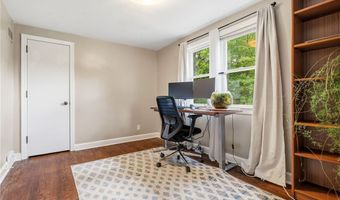 102 Winston Rd, Akron, OH 44313