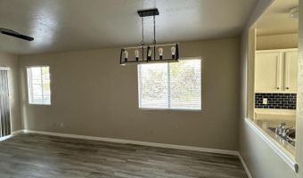 221 E Radine Dr, Benson, AZ 85602