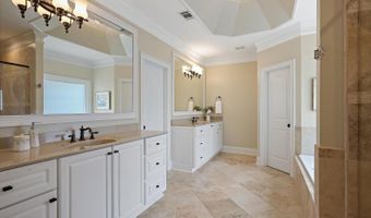 7989 Magnolia Sq, Atlanta, GA 30350