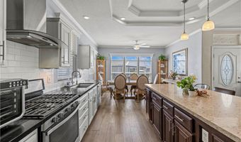 21 Walnut Via, Anaheim, CA 92801