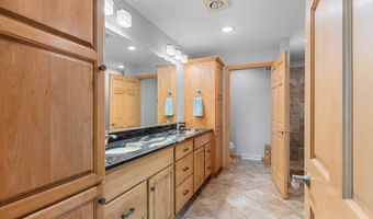 3561 GRAND MEADOWS Xing, Neenah, WI 54956