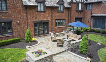 47 S Wheaton Rd, Akron, OH 44313